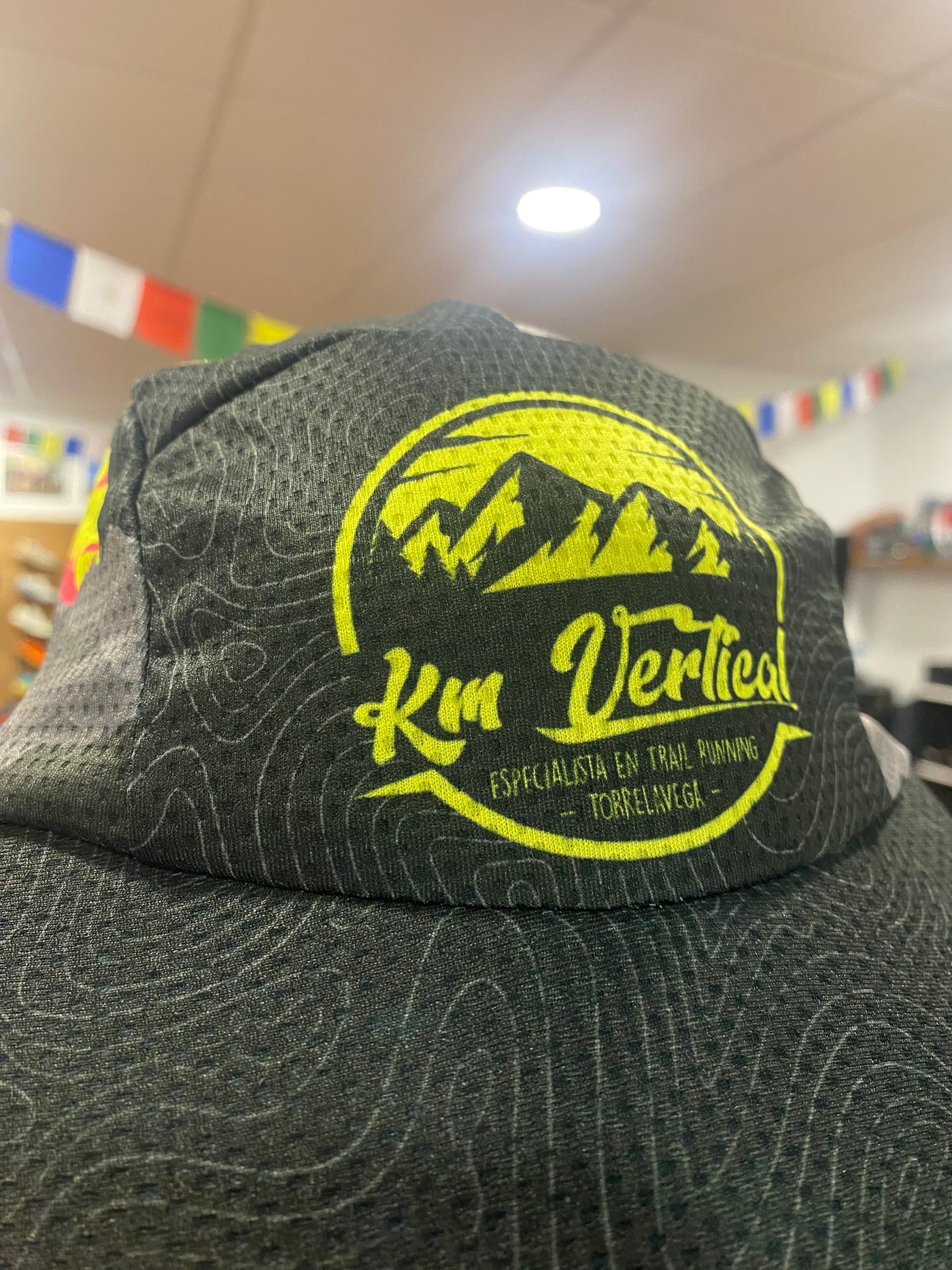 Gorra Km Vertical